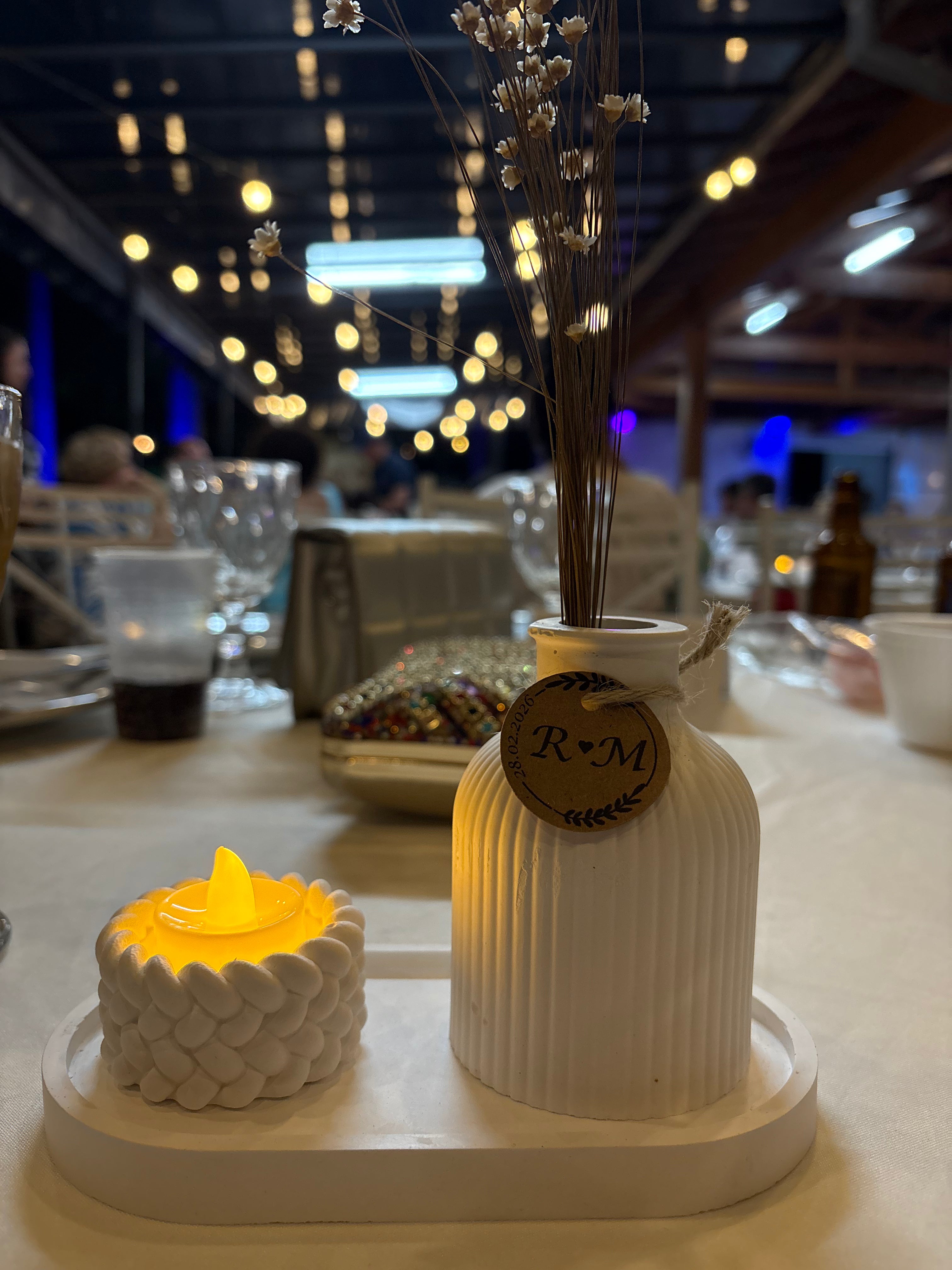 Kit 15 Conjuntos Decorativos Minimalistas – Vaso, Castiçal e Bandeja